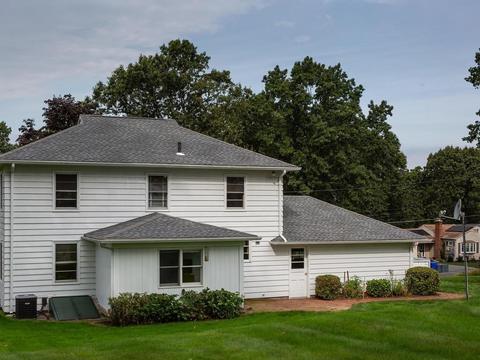 67 Newton Rd, Springfield, MA 01118 photo 4