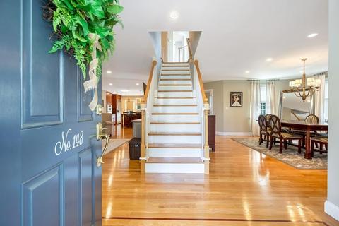 148 Howard St, Reading, MA 01867 photo 2