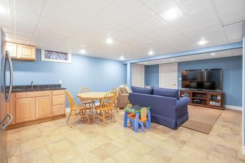 148 Howard St, Reading, MA 01867 photo 23