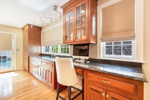 148 Howard St, Reading, MA 01867 photo 9