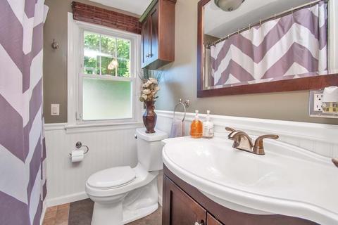 792 Mckinstry Ave, Chicopee, MA 01020 photo 13