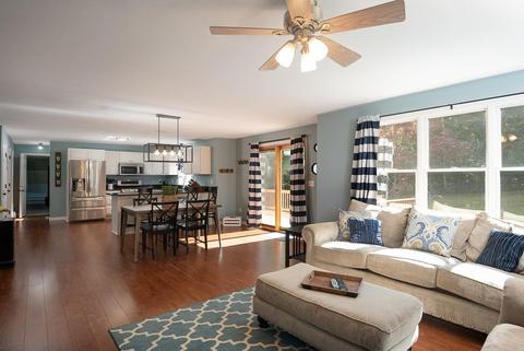 10 Forge Ln, Sutton, MA 01590 photo 5