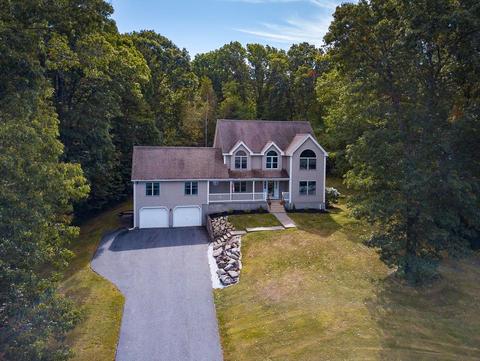 10 Forge Ln, Sutton, MA 01590 photo 34