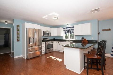 10 Forge Ln, Sutton, MA 01590 photo 7