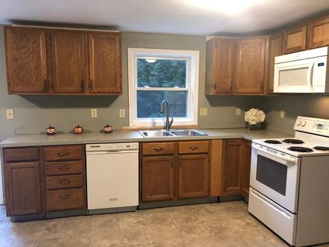 41 Sherwood Dr, Hooksett, NH 03106 photo 4