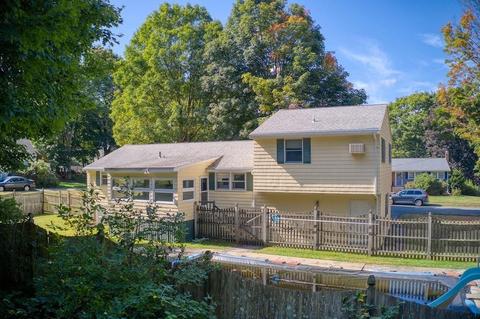 19 Larch Ln, Reading, MA 01867 photo 21