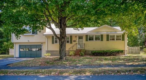 19 Larch Ln, Reading, MA 01867 photo 25