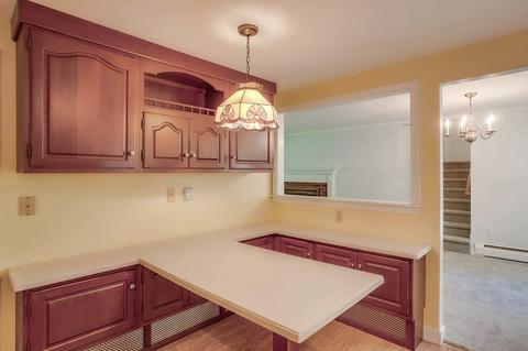 19 Larch Ln, Reading, MA 01867 photo 6