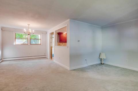 19 Larch Ln, Reading, MA 01867 photo 9
