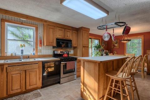 36 High St, Erving, MA 01344 photo 7