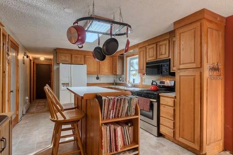 36 High St, Erving, MA 01344 photo 6