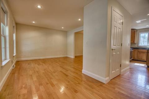596 Washington St #A, Gloucester, MA 01930 photo 11