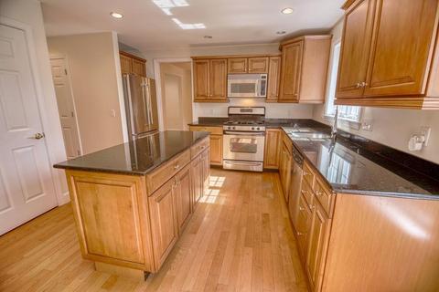 596 Washington St #A, Gloucester, MA 01930 photo 8