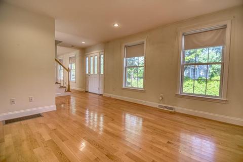 596 Washington St #A, Gloucester, MA 01930 photo 13