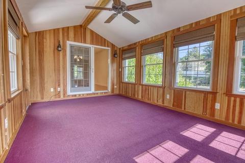 596 Washington St #A, Gloucester, MA 01930 photo 17