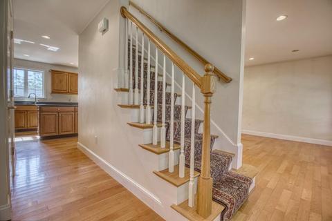 596 Washington St #A, Gloucester, MA 01930 photo 10