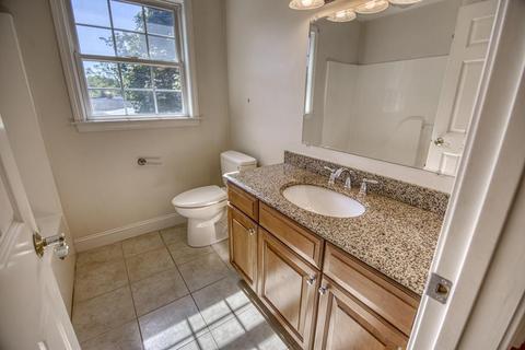 596 Washington St #A, Gloucester, MA 01930 photo 25