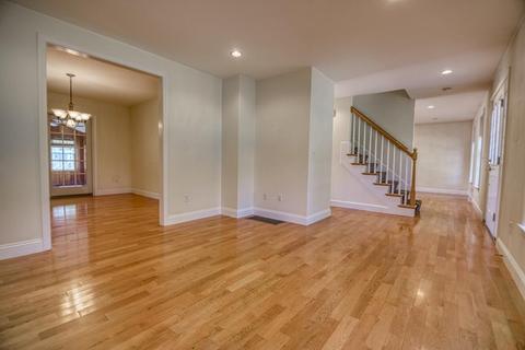 596 Washington St #A, Gloucester, MA 01930 photo 12