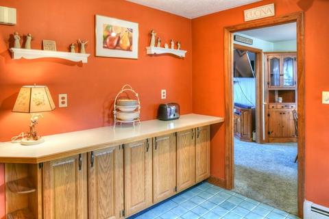 39 Chestnut St, Danvers, MA 01923 photo 14