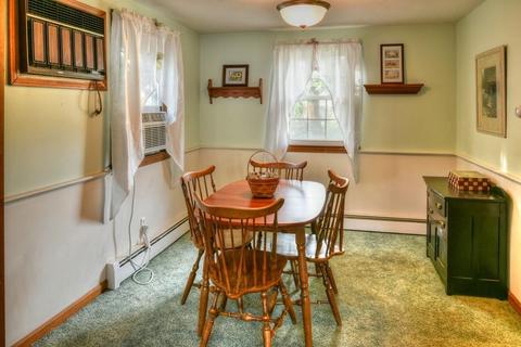 39 Chestnut St, Danvers, MA 01923 photo 17