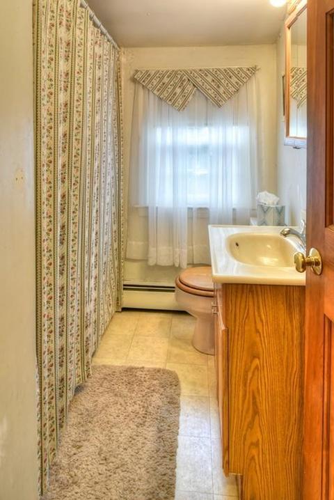 39 Chestnut St, Danvers, MA 01923 photo 19
