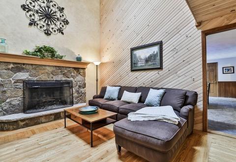 24 Nelson St, Georgetown, MA 01833 photo 6