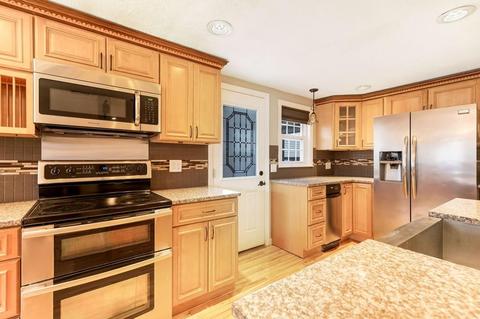 6 Andrew St, Everett, MA 02149 photo 3