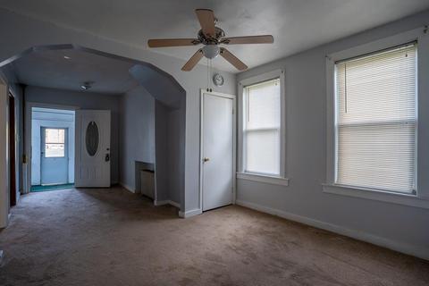 407 Union St, Springfield, MA 01105 photo 8
