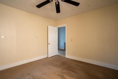 407 Union St, Springfield, MA 01105 photo 11