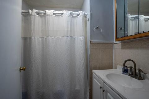 407 Union St, Springfield, MA 01105 photo 7