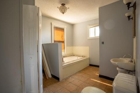 407 Union St, Springfield, MA 01105 photo 29