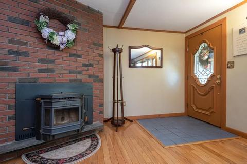 3 Reo Rd, Maynard, MA 01754 photo 4