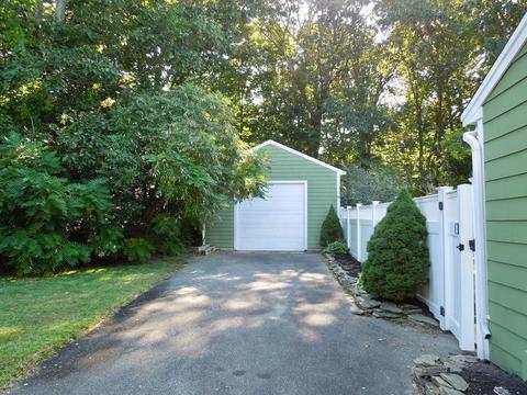 352 Webster St, Hanover, MA 02339 photo 6
