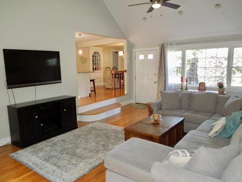 352 Webster St, Hanover, MA 02339 photo 10