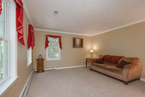 86 Cedar St, Sturbridge, MA 01566 photo 18