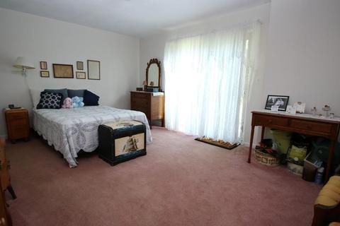 131 Forest St #E8, Saugus, MA 01906 photo 15