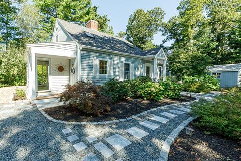 33 Finway, Mashpee, MA 02649 photo 2