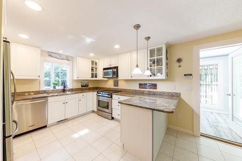 33 Finway, Mashpee, MA 02649 photo 18
