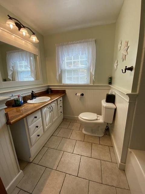 103 Chicago St, Fall River, MA 02721 photo 17