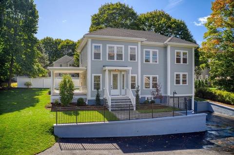 4 Avery St, Needham, MA 02494 photo 1