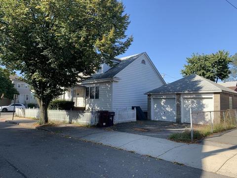 4 Baker Rd, Everett, MA 02149 photo 2
