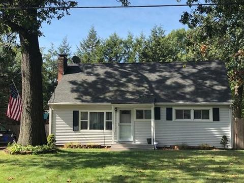30 Bacon Rd, Springfield, MA 01119 photo 1
