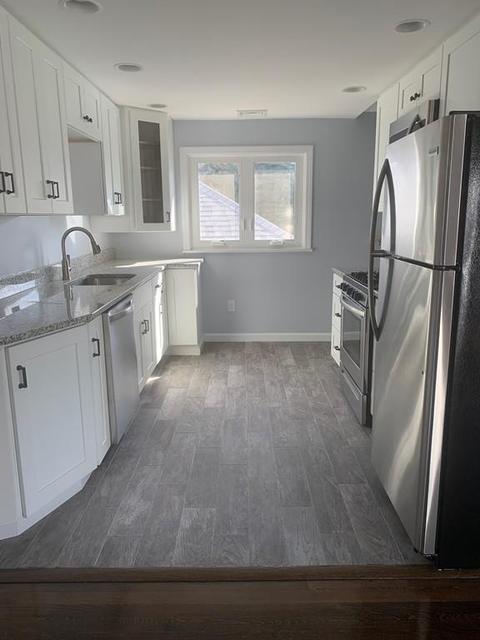 347 Peckham St, Fall River, MA 02721 photo 4