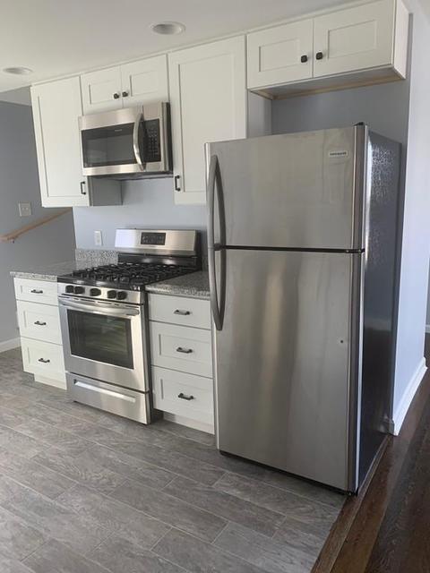 347 Peckham St, Fall River, MA 02721 photo 5