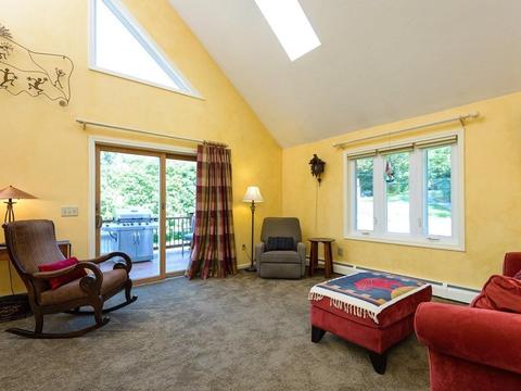 9 Longview Ave, Webster, MA 01570 photo 3