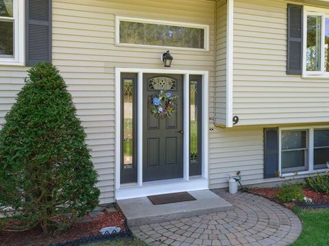 9 Longview Ave, Webster, MA 01570 photo 2