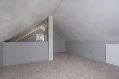 313 Orswell St, Fall River, MA 02724 photo 34