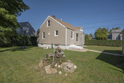 313 Orswell St, Fall River, MA 02724 photo 5