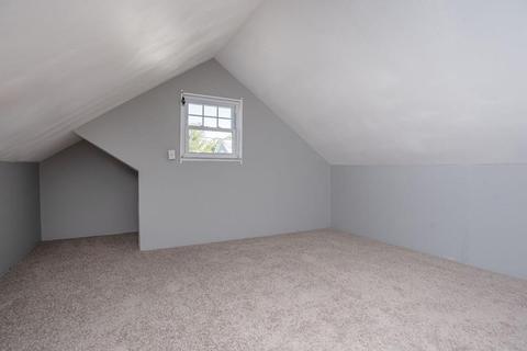 313 Orswell St, Fall River, MA 02724 photo 33