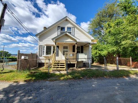 5 Shale St, Worcester, MA 01604 photo 1
